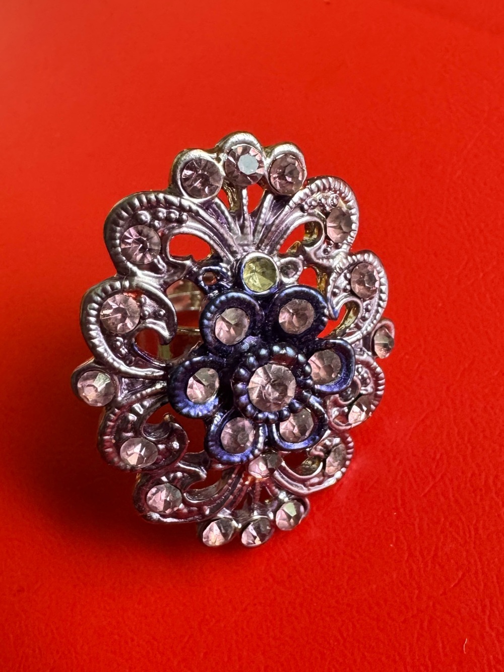 Stunning Vintage-Style Purple Rhinestone/Adjustable Silver Tone - Picture 3 of 4
